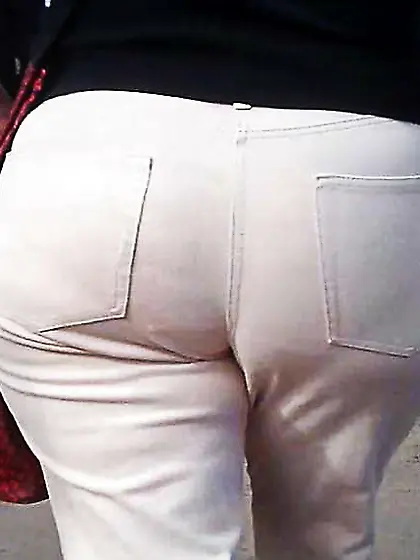 Mature Bums Hmmmmm
