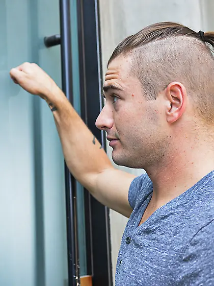 Portia Harlow wants to fuck her stepson so fucking bad UGH