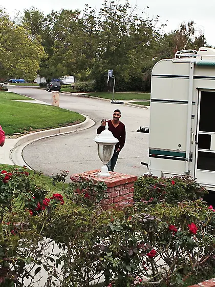 Teen looks sexually attractive so friend makes it with her for X