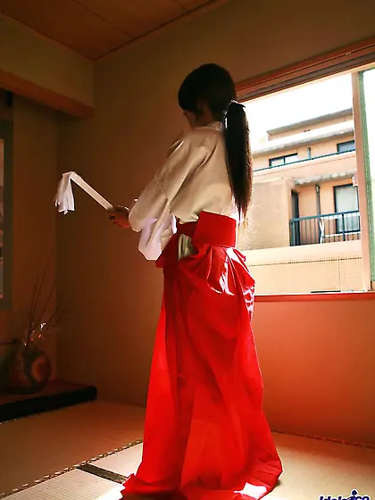 Playing the games of seduction is what Seiko Yamaguchi loves wit