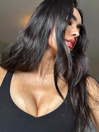 Mixed Asian Model Mia