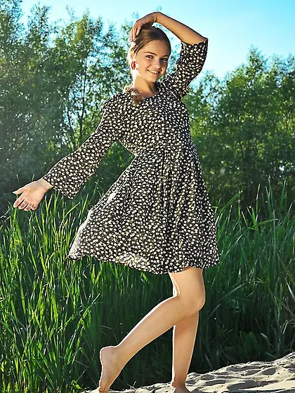 Free-spirited teen flaunts tight