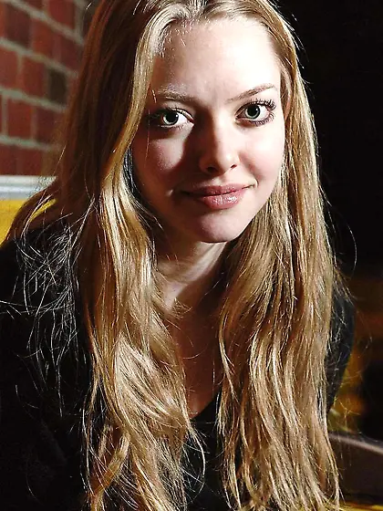 Amanda Seyfried (HQ)