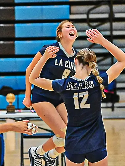 Community College Volleyball