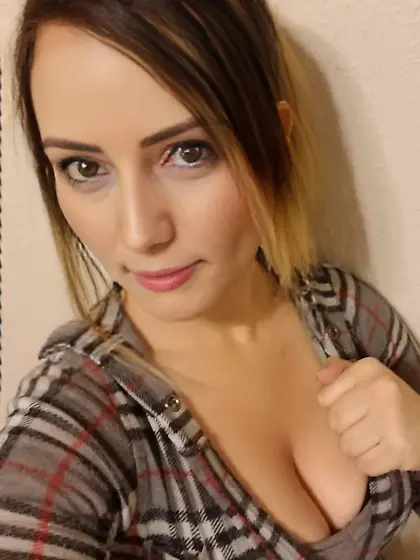 Seductive Curves and Breasts Hot and Sexy Photo