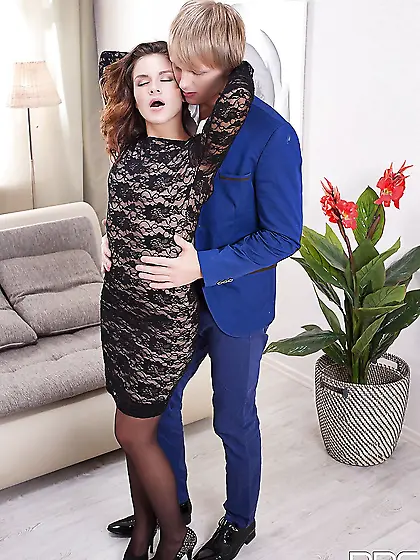 Good girl in stockings gets on her knees to satisfy lover with a