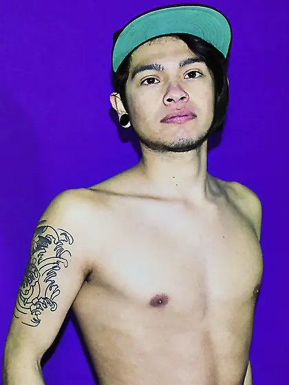 White gay LATINOTWINK93