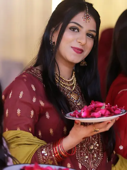 Maid In Pakistan - #Pyasiii Milfs