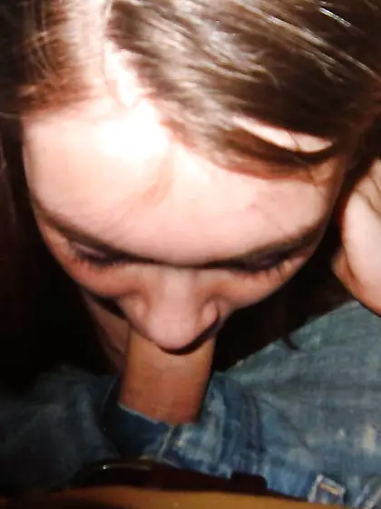 Deep-Throating some jizz-shotgun