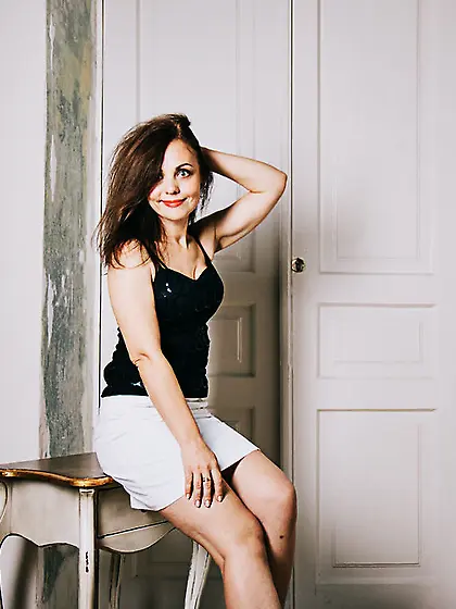 Milf auburn hair nice