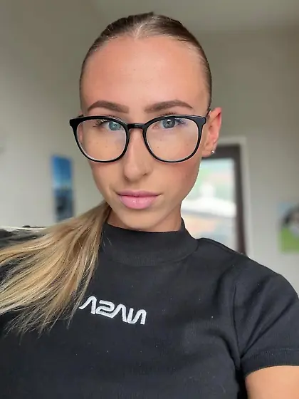 Tereza with sexy glasses