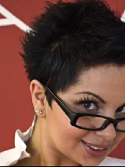 Brunette alysha perform anal