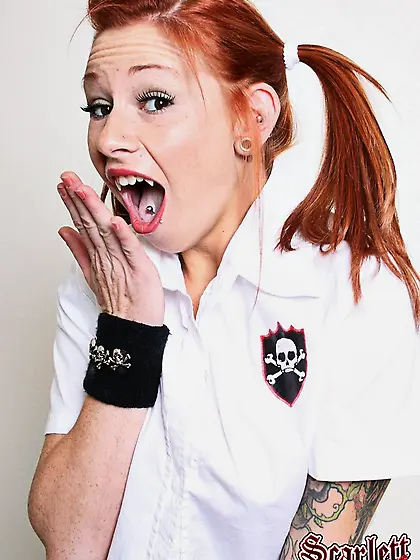 Slutty redhead inexperienced beauty