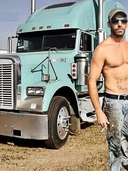 when the stink lures you like a moth to a flame