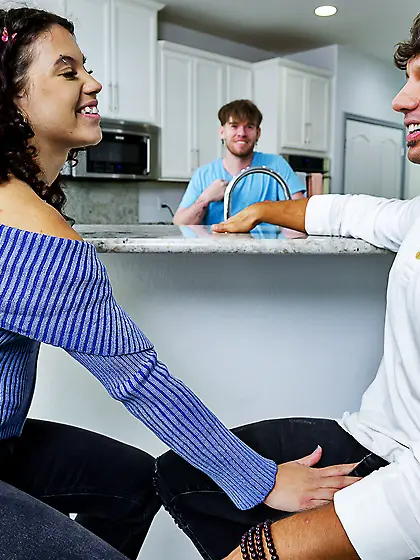 Curly-haired bimbo Nicole Luva cheats on BF with his friend