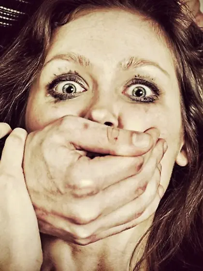 Ich komme dich besuchen....  Ich werde dich ficken