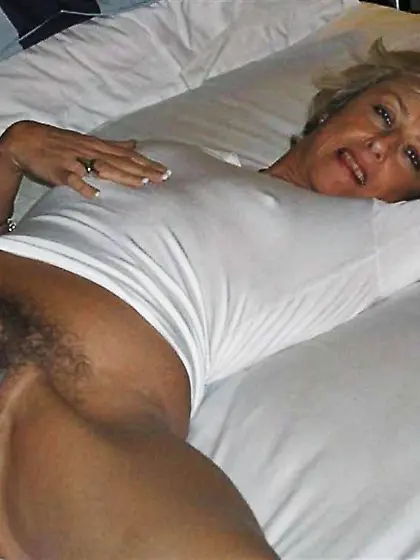 Les salopes cuisses ouvertes