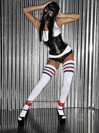 Irresistible brunette lesbian Nadia Nitro gets her yummy asshole