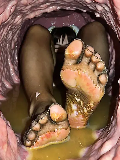 Chun-Li's Nylon Feet Being Digested 3