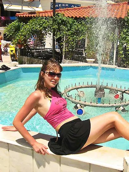 Amateur Non-nude Whore