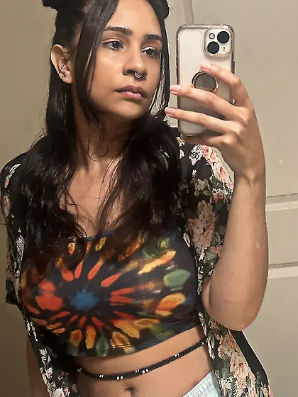 Great set of tits of this light skinned nigger