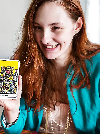 Today young women's boyfriends are off duty cause they have same