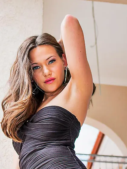 When she can,  Subil Arch loves taking her toys and dildoing her