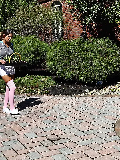 Fetish crazy brunette August Ames spreads her lips to make way f