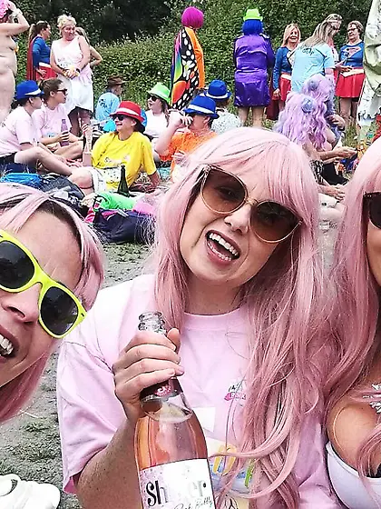 Slut mom Linda exposed