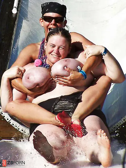 Chubby fledgling in bikini