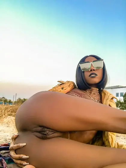 theSandfly Amazing Beach Pussy!