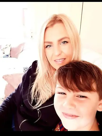 Slut mom Linda exposed