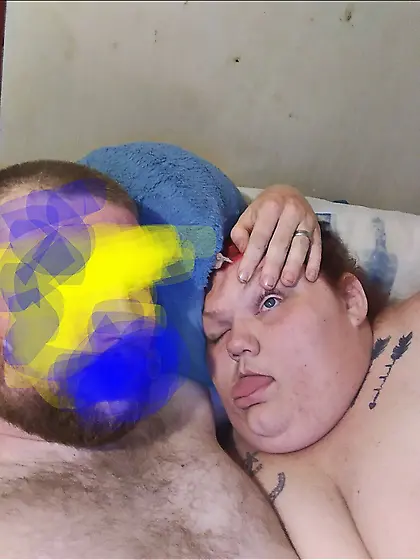 Bitch can't keep her tounge in her mouth