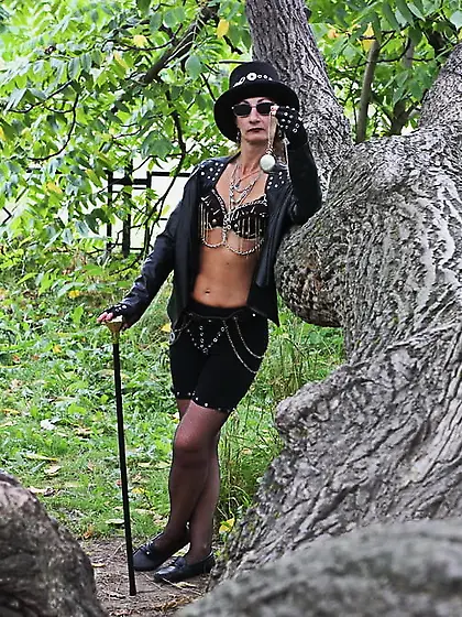 Clockpunk under tree