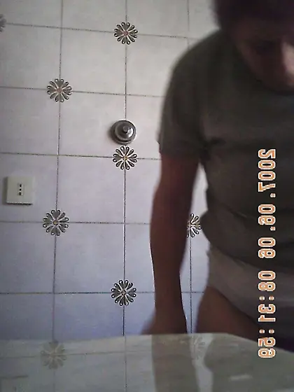 MIA SUOCERA-FOTO TRATTE DALLA SPY PEN - MY MOTHER IN LAW