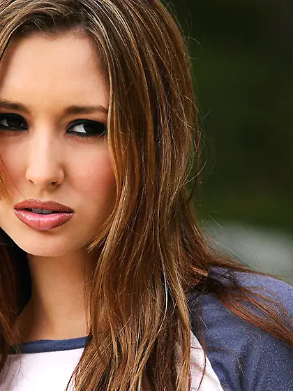 Shay Laren will melt your screen with these erotic pics.