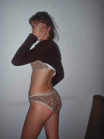 Amateur Non-nude Whore