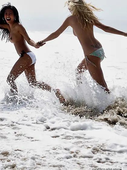 Kina Kai and Jana Jordan spend some quality time playing with ea