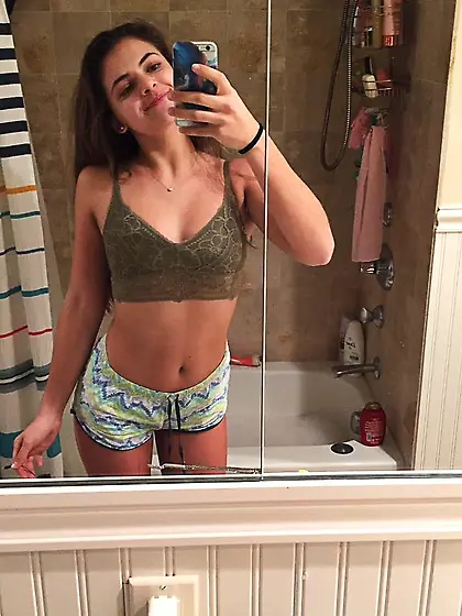 Amateur Girl - Ari (Xposed)