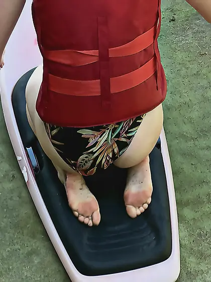 lvbottomcollegecandid-billen