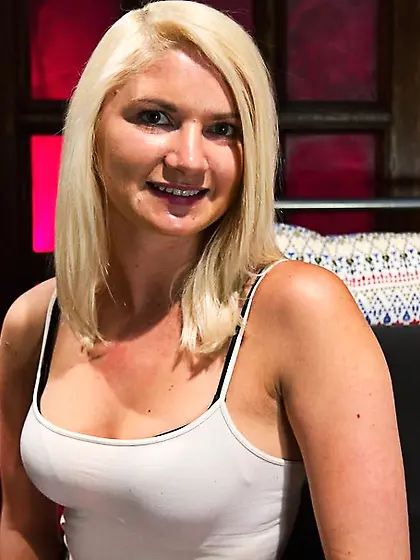 Sweet blonde lady drilled