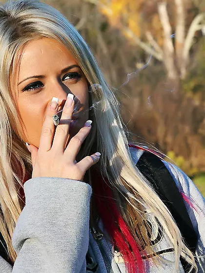 Ann Angel strips her sexy mini skirt off and shows us her amazin