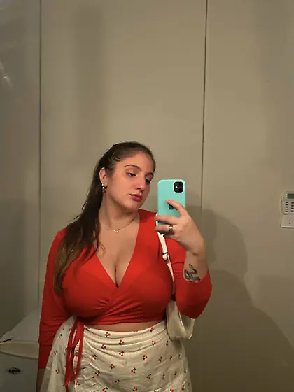 The sexiest BBW i have EVER seen