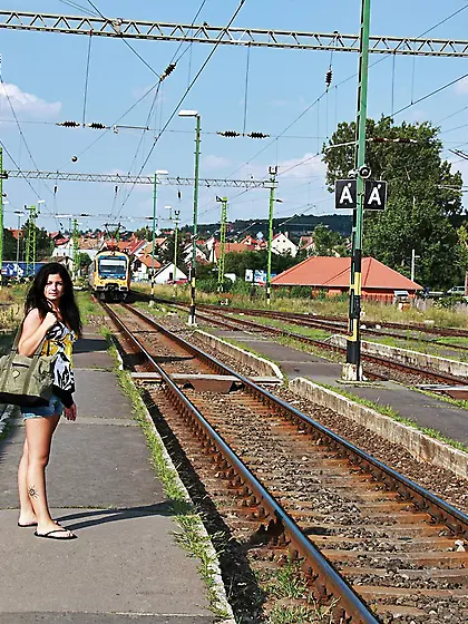 Older dude seduces nice