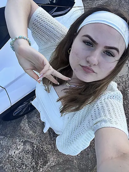 Big tits size queen Lincoln uni slut - Daisy