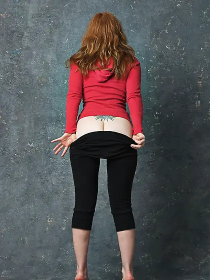 Pretty young ginger chick Amber Dawn is excitingly pulling off h