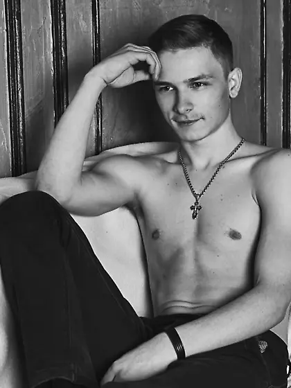 White young gay buddystarwalker