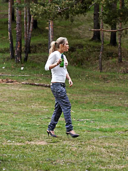 Girl goes to the woods to piss and smoke...