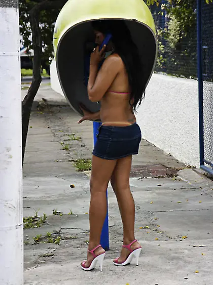 Booty tbabe gets plugged