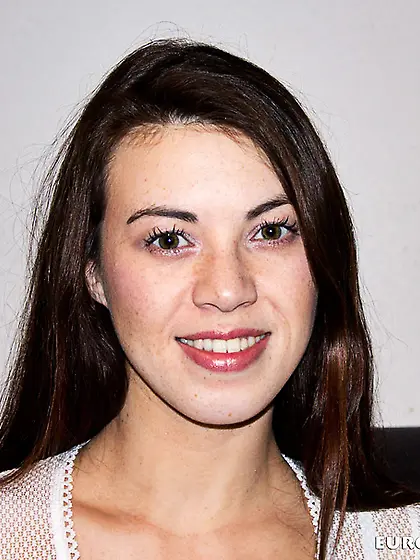 Thirsty brunette gorgeously formed